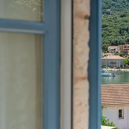 Semesterbostad Nonna House Agia Efimia
